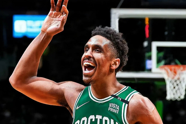  官宣落槌！绿军第六签锁定武切维奇，降税补强双赢，史蒂文斯后手藏锋芒